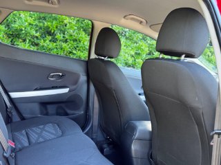 /photos/11390/032555f7-3b67-45b8-a9d1-0ad6da5b2a6a_i320x240.jpg