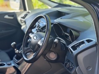 /photos/11390/091fc289-f131-4ba3-8416-6c0714e72fb3_i320x240.jpg