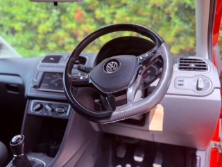 /photos/11390/3103dfd6-b539-476b-85c4-83882d513236_i320x240.jpg