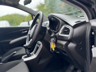 /photos/11390/8807c7b5-ebb3-49ab-b020-bab1b3e7eeab_i320x240.jpg