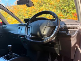 /photos/11390/8898a7f1-ac93-42f6-8d13-d7b6b7b15aef_i320x240.jpg