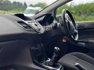 /photos/11390/92386657-f411-4c1e-b26b-0bec16343d31_i320x240.jpg