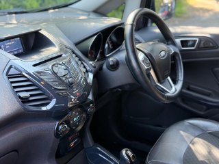 /photos/11390/9781d43c-205f-487f-bba3-a906de9fdddc_i320x240.jpg