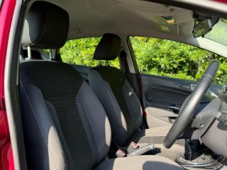 /photos/11390/9cc84124-9c39-443d-88fd-f827b447a64f_i320x240.jpg