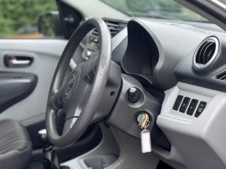 /photos/11390/a2d26738-ad53-41fc-b256-70483885d859_i320x240.jpg